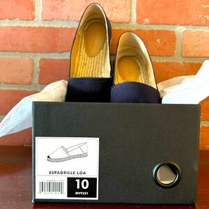 Banana Republic espadrilles size 10 in blue